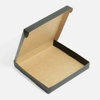 03 02 001 41 047 musta pizza laatikko 02 image