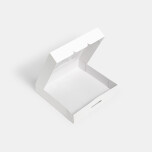 01 01 012 02 033 Bakelsekartong med fonster 270 2